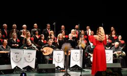 Bahar Esintileri Sanat Derneği kanser hastaları yararına konser verdi