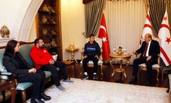 Cumhurbaşkanı Tatar, Kıbrıslı Türk yüzücü Bora’yı kabul etti