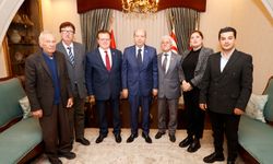 Cumhurbaşkanı Tatar, İnsan Hakları Derneği Başkanı Işık ve yönetim kurulu üyelerini kabul etti
