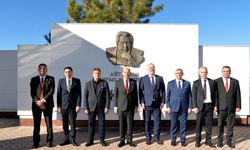 Cumhurbaşkanı Tatar’dan Ata-Beyit’e ziyaret