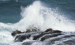 Meteoroloji Dairesi, denizde "fırtınamsı rüzgar" uyarısı yaptı