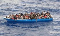 Güney Kıbrıs açıklarında iki mülteci gemisi tespit edildi