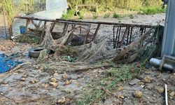 CTP Girne İlçesi’nden bir heyet geçtiğimiz gün yağan şiddetli yağmurda büyük hasara uğrayan Geçitköy ve Güzelyalı bölgel