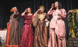 “Shakespeare’in Şen Kadınları” yarın Arabahmet’te sahneleniyor