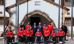 Cumhurbaşkanı Tatar, TSK Rehabilitasyon Merkezi Tekerlekli Sandalye Basketbol Takımı sporcularını ve teknik heyeti kabul