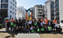 Karaoğlanoğlu İlkokulu öğrencileri "Yeşil Okullar ve Doğanın Genç Savunucuları Projesi" kapsamında fidan dikti