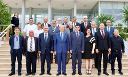 Cumhurbaşkanı Tatar DAÜ’yü ziyaret etti