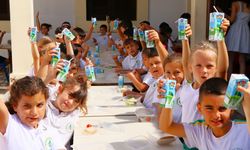 Başbakan Üstel Alsancak ve Lapta Anaokullarında düzenlenen Dünya Süt Günü etkinliklerine katıldı
