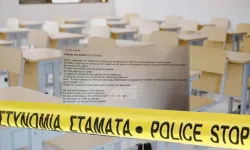 Güney’ Kıbrıs'taki ilk ve orta dereceli okullarda yaşanan bomba paniği… Toplu mesaj Rusya'daki bir adresten gönderilmiş