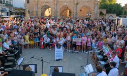 32. Uluslararası Gazimağusa Çocuk ve Gençlik Festivali yapıldı