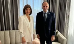 BM Genel Sekreteri’nin Kişisel Temsilcisi Holguin Yunanistan Dışişleri Bakanı’yla görüştü