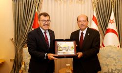 Cumhurbaşkanı Tatar, İstanbul Teknik Üniversitesi’nin yeni rektörü Prof. Dr. Hasan Mandal’ı kabul etti