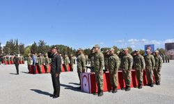 Gülseren Kışlası'nda ant içme töreni... 47'nci dönem Yedek Subay Celbi törenle yemin etti