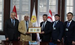 Özçınar, Kazakistan’dan gelen heyet ile bir araya geldi