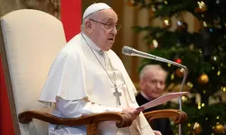 Vatikan, hastanede tedavi altındaki Papa Franciscus'ta zatürre geliştiğini açıkladı