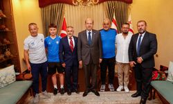 Cumhurbaşkanı Tatar Gençlik Gücü Spor Kulübü ve Türkiye Tavşanlı Erdem Spor Kulübü heyetini kabul etti