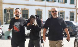 2 Kilo Üzeri Uyuşturucuyla Yakalandı, Polis 2 Kişiyi Daha Arıyor