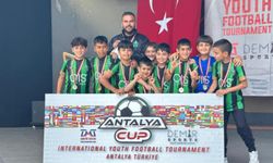 Küçük Yüreklerin Büyük Zaferi