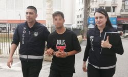 Güvenlik Görevlisi Güvenliği Tehdit Etti: 3 Kez Bıçakladı