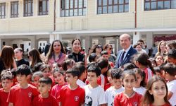 Cumhurbaşkanı Ersin Tatar, Atatürk İlkokulu’nda düzenlenen kermese katıldı