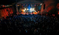 25. Uluslararası Mağusa Kültür Sanat Festivali “Adamlar” konseriyle başladı