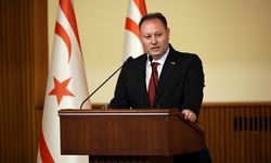 Meclis Başkanı Öztürkler İngiliz Milletvekili Khan’a yapılan baskıyı eleştirdi