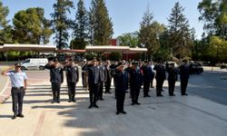 Polis Günü dolayısıyla Polis Genel Müdürü Kasım Kuni ve heyeti anıtlara çelenk koydu