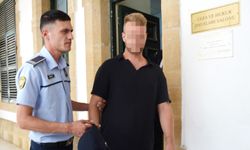 Polisi Darp Eden Turist Cezaevine Gönderildi
