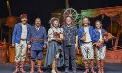 21.Kıbrıs Tiyatro Festivali, “Mercaniye Çok Yaşa” ile final yaptı