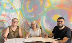 Arkhe Lefkoşa ile Kıbrıs Kâğıt Sanatçıları Derneği arasında Bienal Lefkoşa için iş birliği protokolü…