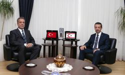 Dışişleri Bakanı Ertuğruloğlu, TÜRKPA Genel Sekreteri Mehmet Süreyya Er’i kabul etti