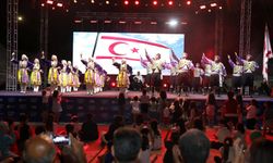 İskele Belediyesi KKTC'yi Samsun'da düzenlenen halk oyunları festivalinde temsil etti