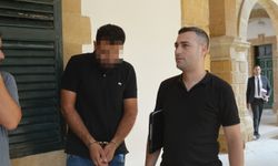 Sahte Kimlikle Güney’e Geçmeye Çalıştı, Suçüstü Yakalandı