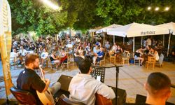 LTB Akustik Sahne konserleri kapsamında Grup Reva sahne aldı