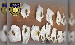 Polisin şüphe üzerinde durdurduğu araçta satışa hazır paketler halinde hintkeneviri bulundu