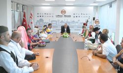 LTB Başkanı Harmancı konuk halk dansları ekiplerini kabul etti