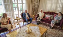 Erhürman, Üçüncü Cumhurbaşkanı Eroğlu’nu ziyaret etti
