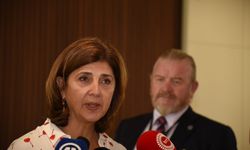 Holguín, görüşmelerin yeniden başlamasını umduğunu ve bu yönde çalışmaya devam edeceğini söyledi