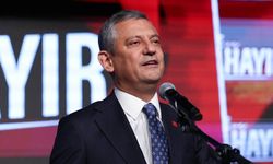 Özgür Özel, 22. Olağanüstü Kurultay'da yeniden CHP Genel Başkanlığına seçildi