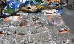 Limasol ve Baf’ta düzenlenen operasyonda 102 kilo uyuşturucu ele geçirildi