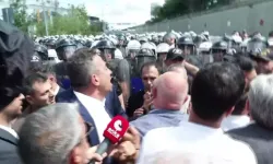 CHP İstanbul binası önünde gerginlik
