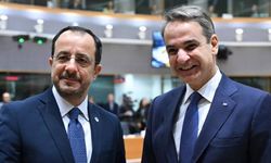 Hristodulidis New York’ta Miçotakis’le görüştü