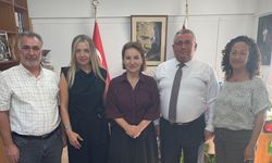 Kültür Dairesi Müdürü Zaimağaoğlu, Posta Dairesi Müdürü İskender ve beraberindeki heyeti kabul etti
