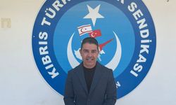 Ötüken: “Türkiye Cumhuriyeti’nin 102. yılı kutlu olsun”