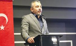 Serdaroğlu Türkiye'den gelen bir heyetle görüştü, güncel sendikal konular üzerine istişarelerde bulundu