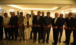 Meclis Başkanı Öztürkler, Cumhuriyet Sergisi'nin açılışını yaptı