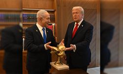 Netanyahu, Trump'a “barış güvercini” hediye etti