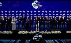 Dışişleri Bakanı Tahsin Ertuğruloğlu, 9. TRT World Forum’a katıldı