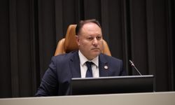 Meclis Başkanı Öztürkler Atatürk’ü andı