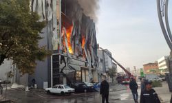 Kocaeli'de parfüm deposunda çıkan yangında 6 kişi hayatını kaybetti